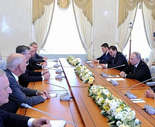 Путин и глава Shell обсудили фискальную политику в нефтяном секторе