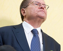 Улюкаев: благодаря дорожающей нефти, Россия будет в плюсе уже в 2016 г.